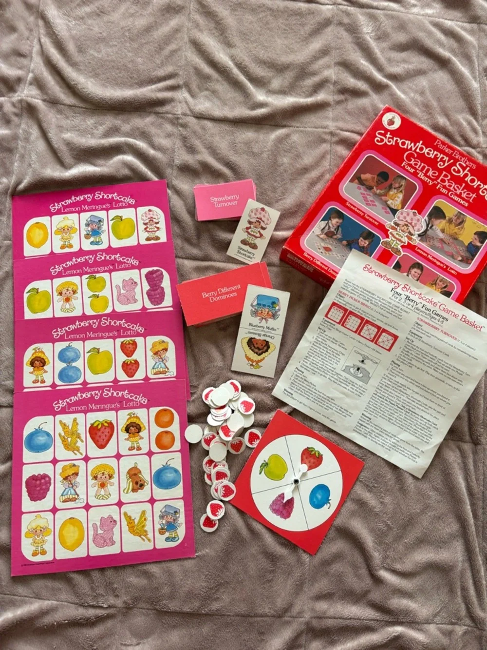 Vintage 80s Strawberry Shortcake board game